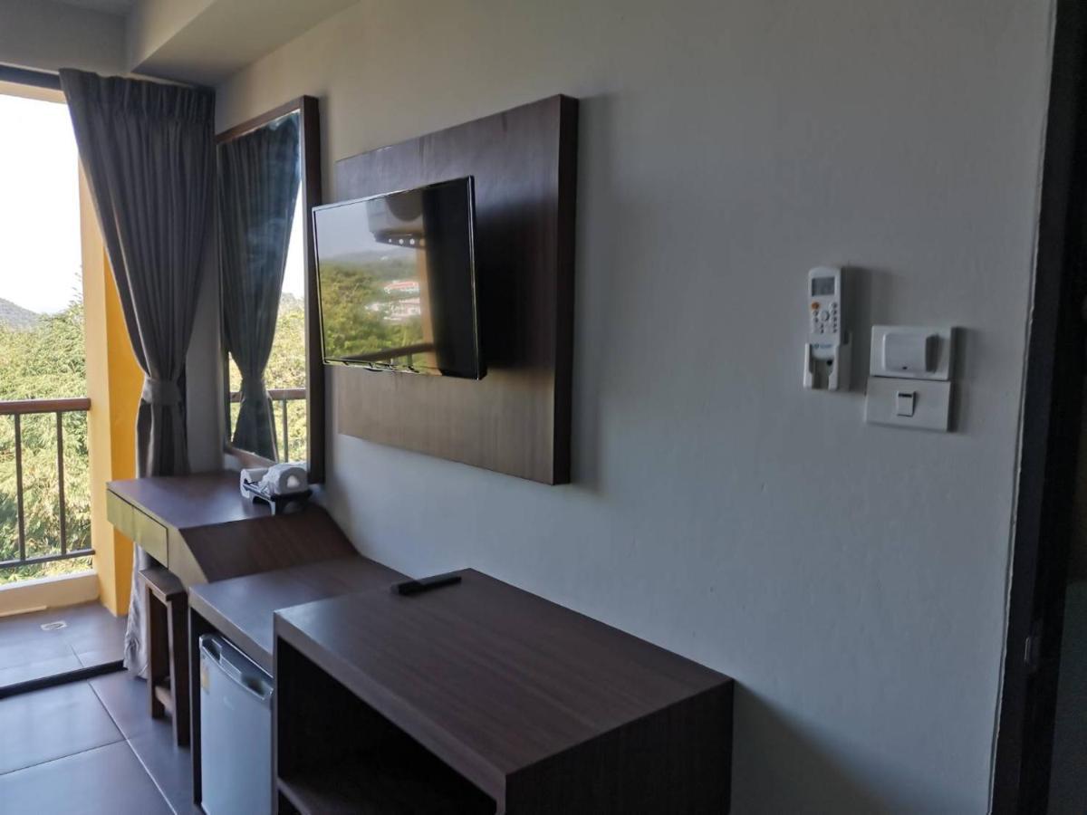 Yamin Seaview Hotel Phuket Esterno foto